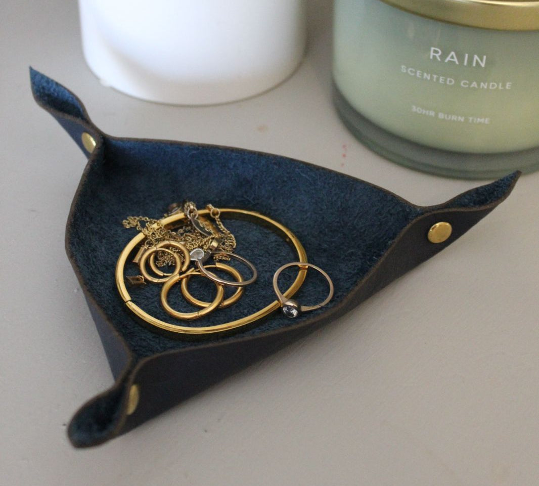 Leather Jewellery Holder